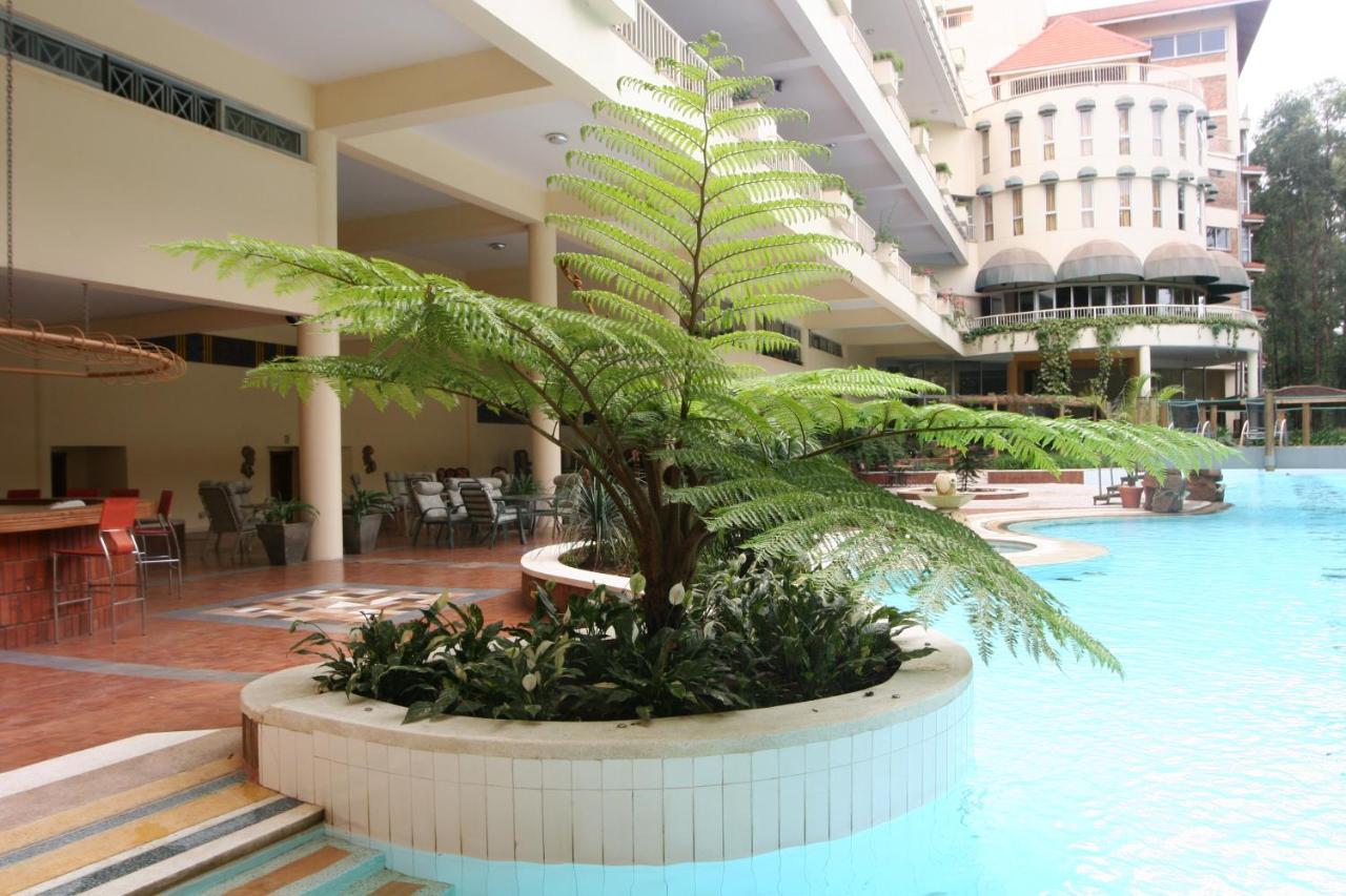 Golf Course Hotel Kampala Exterior photo