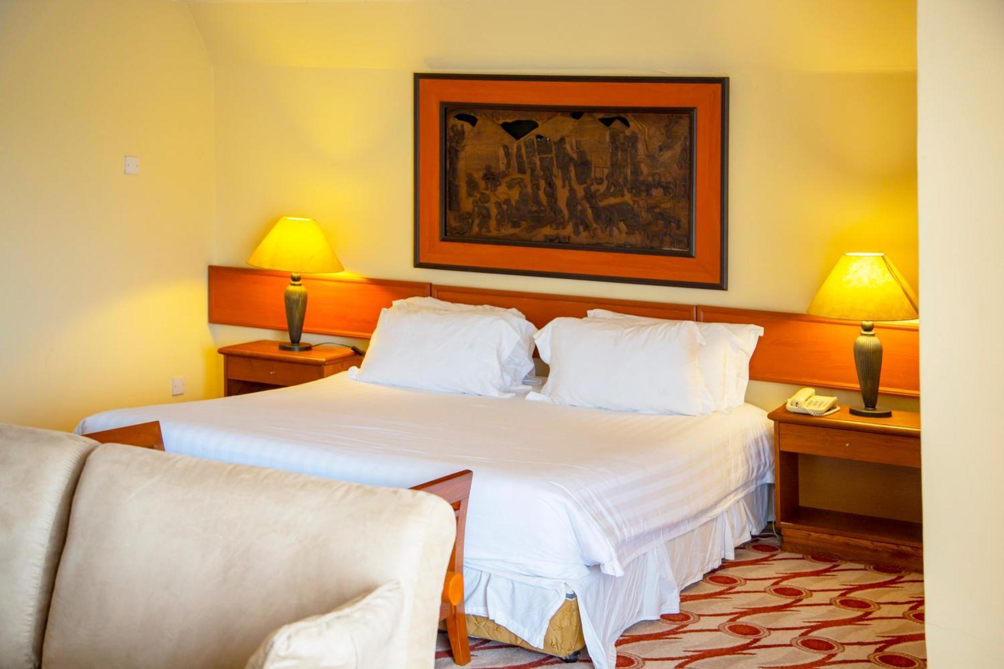 Golf Course Hotel Kampala Exterior photo