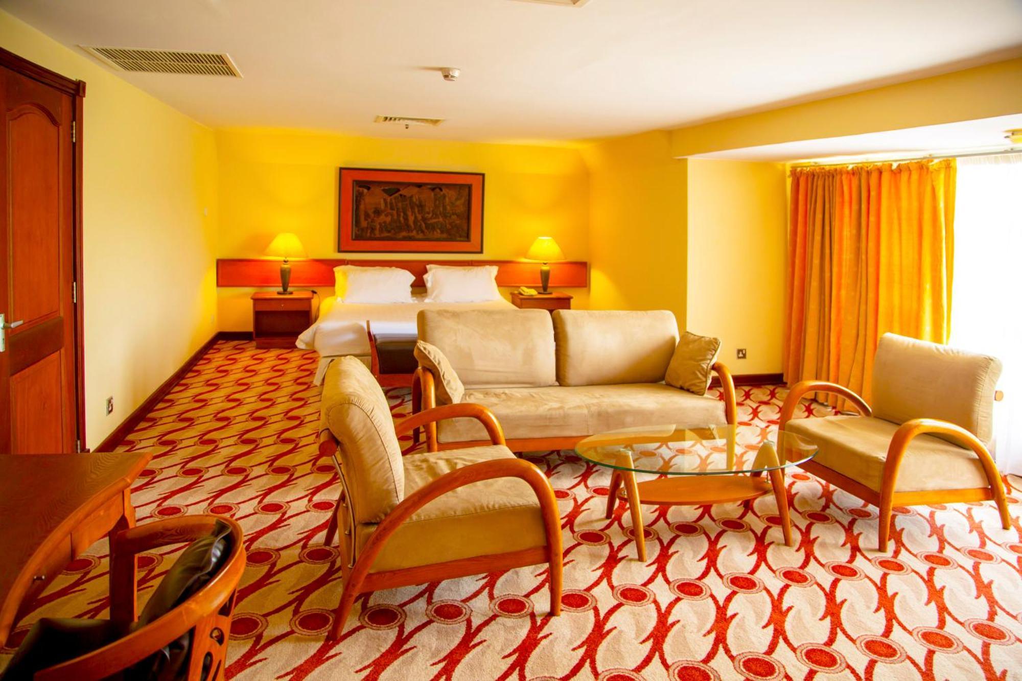 Golf Course Hotel Kampala Exterior photo